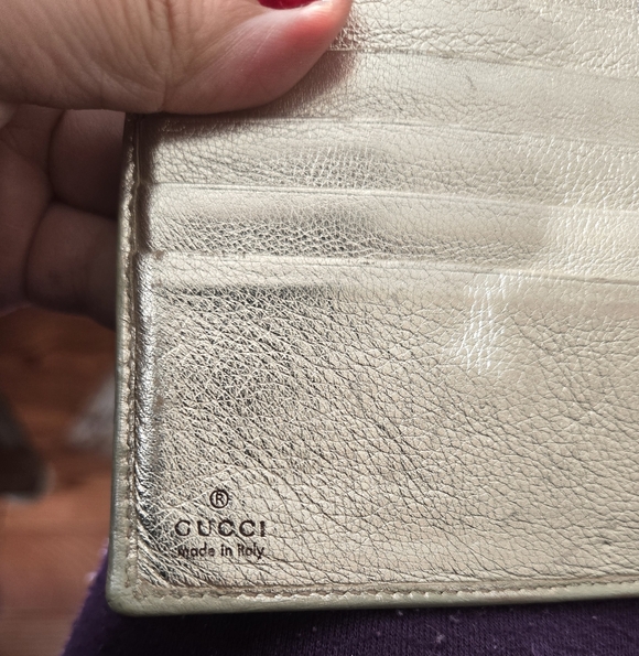 Abbey Gucci Compact Wallet - Picture 16 of 17